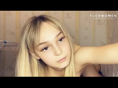 ❤️ Doyumsuz məktəbli qız sinif yoldaşına sarsıdıcı pulsasiya edən oral krem ​​verir Porn video bizdə ❌